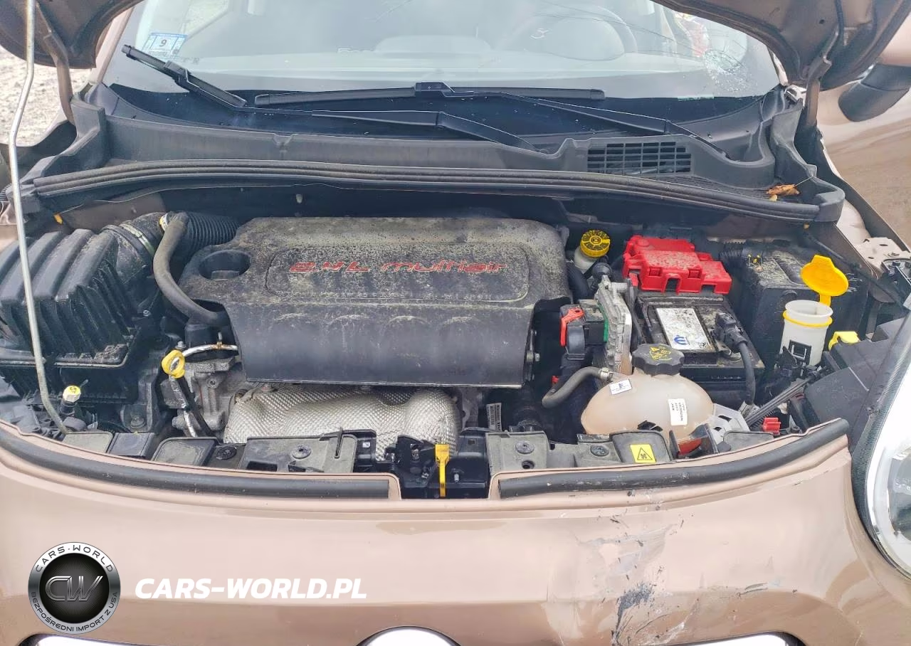 2018 Fiat 500X Lounge VIN:ZFBCFYDB6JP679631 - 11