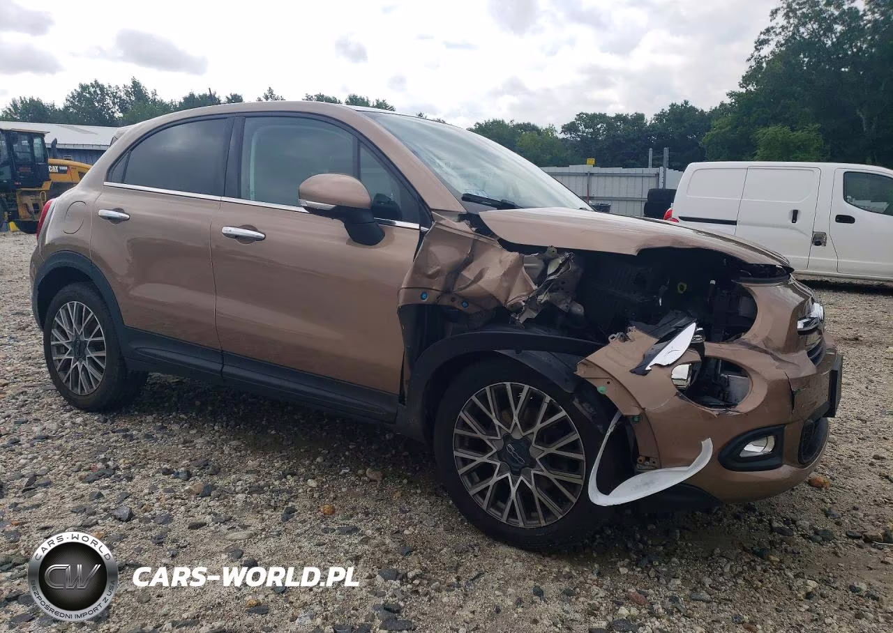 2018 Fiat 500X Lounge VIN:ZFBCFYDB6JP679631 - 4