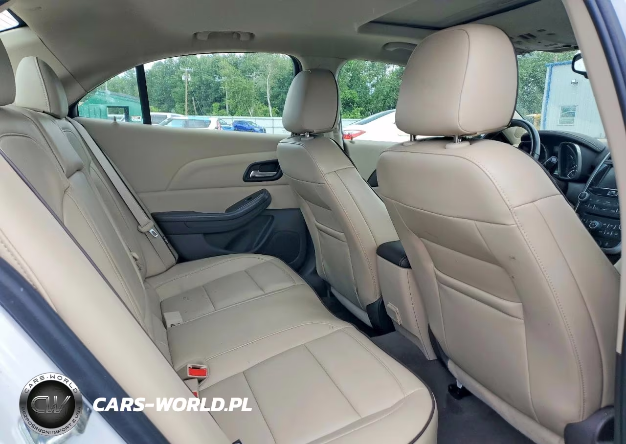 2015 Chevrolet Malibu 2Lt VIN:1G11D5SL8FF164074 - 10