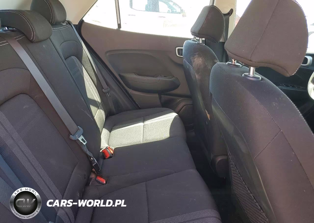 2020 Hyundai Venue Sel VIN:KMHRC8A33LU060837 - 11