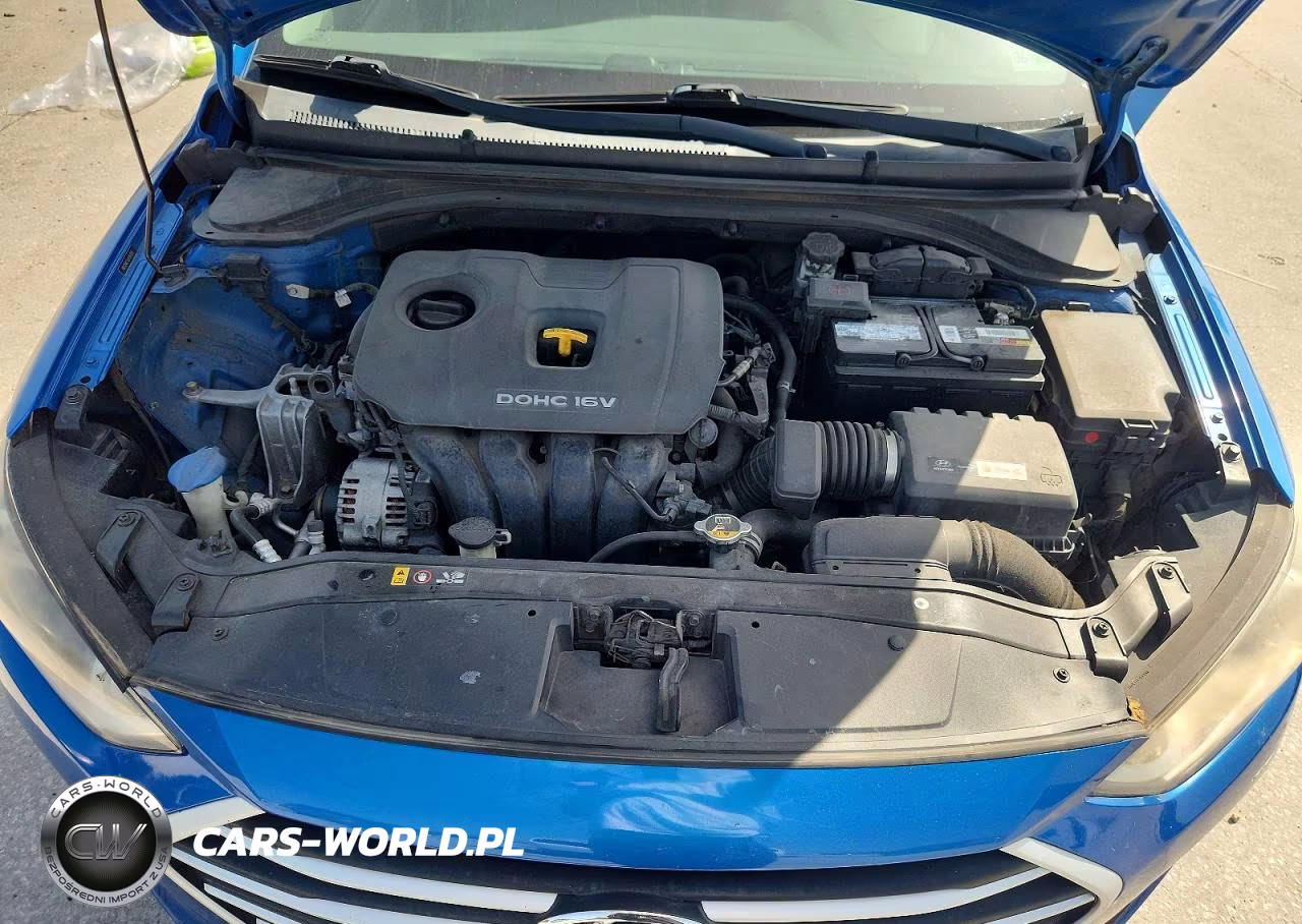 2018 Hyundai Elantra Value Edition VIN:5NPD84LFXJH261058 - 11