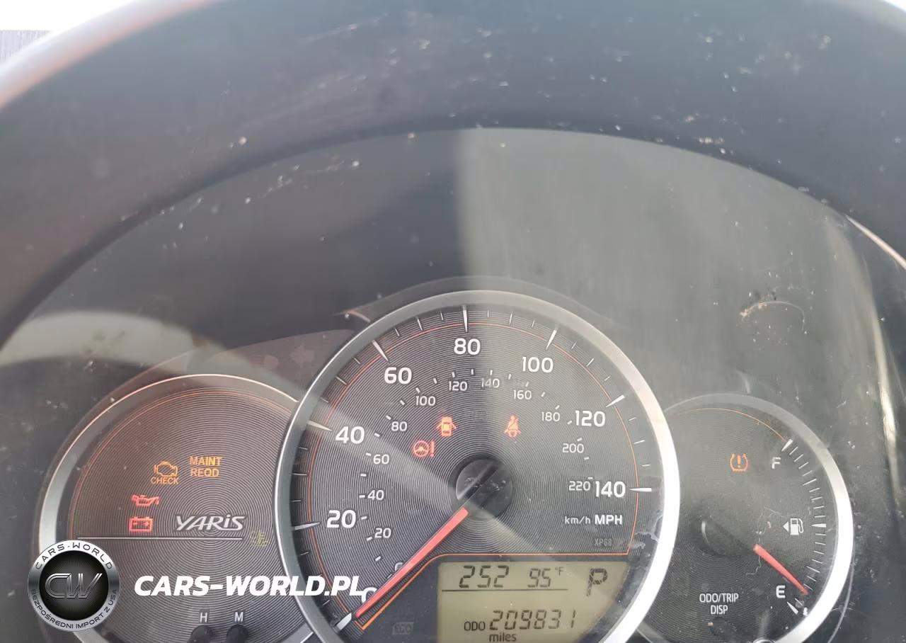 2012 Toyota Yaris VIN:JTDJTUD35CD534292 - 9