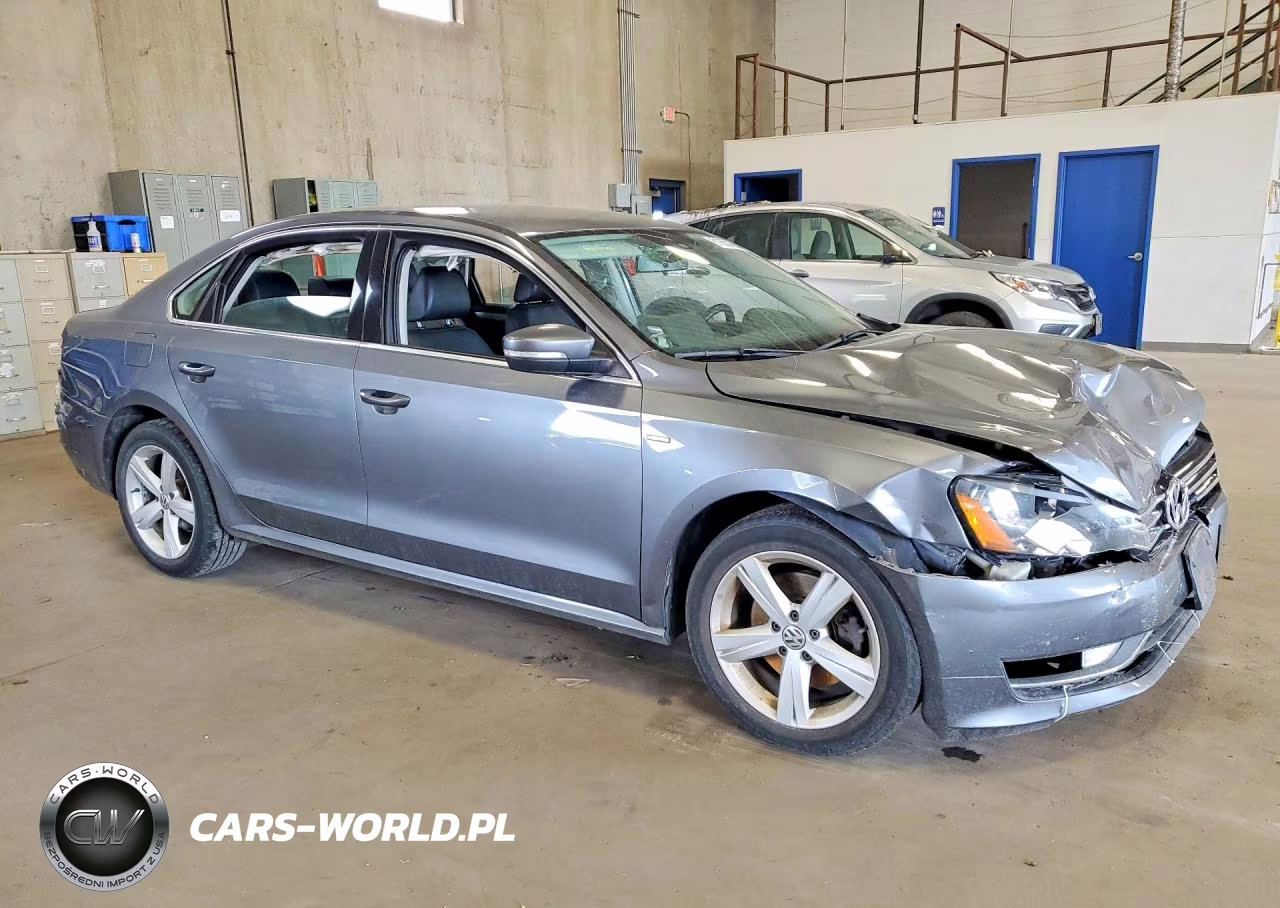 2015 Volkswagen Passat S VIN:1VWAS7A32FC113484 - 4