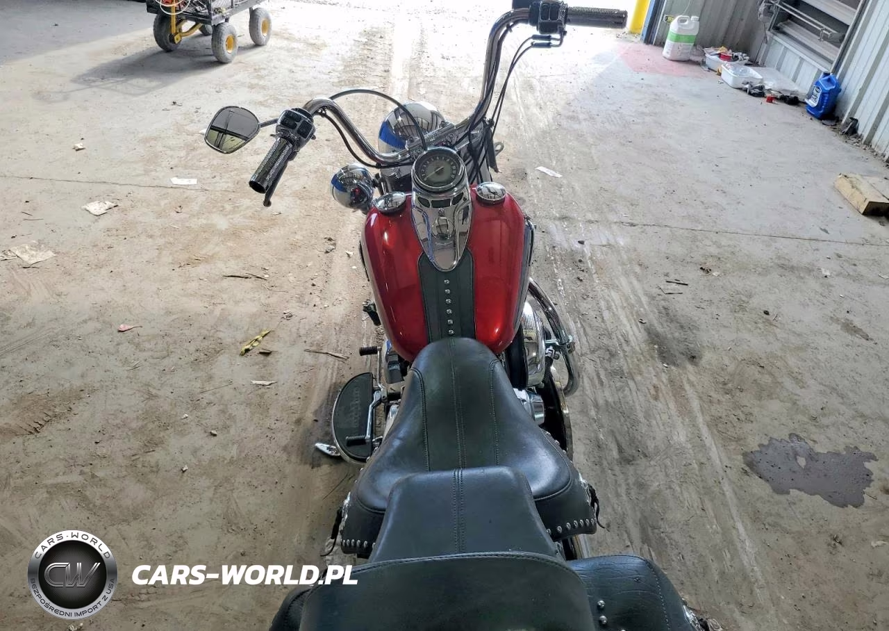 2012 Harley-Davidson Flstc Heritage Softail Classic VIN:1HD1BWV11CB043188 - 6