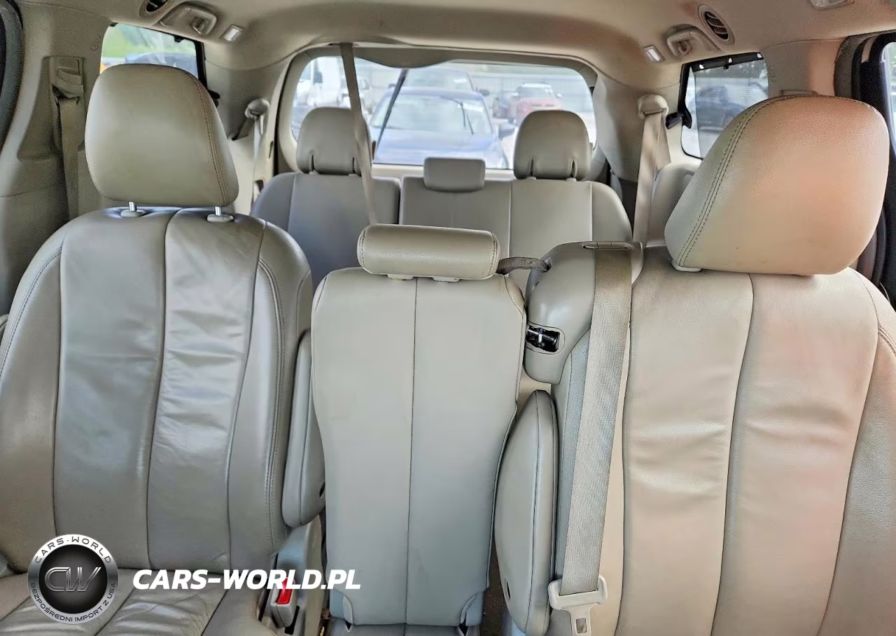 2013 Toyota Sienna Xle 8-Passenger VIN:5TDYK3DC0DS353053 - 10