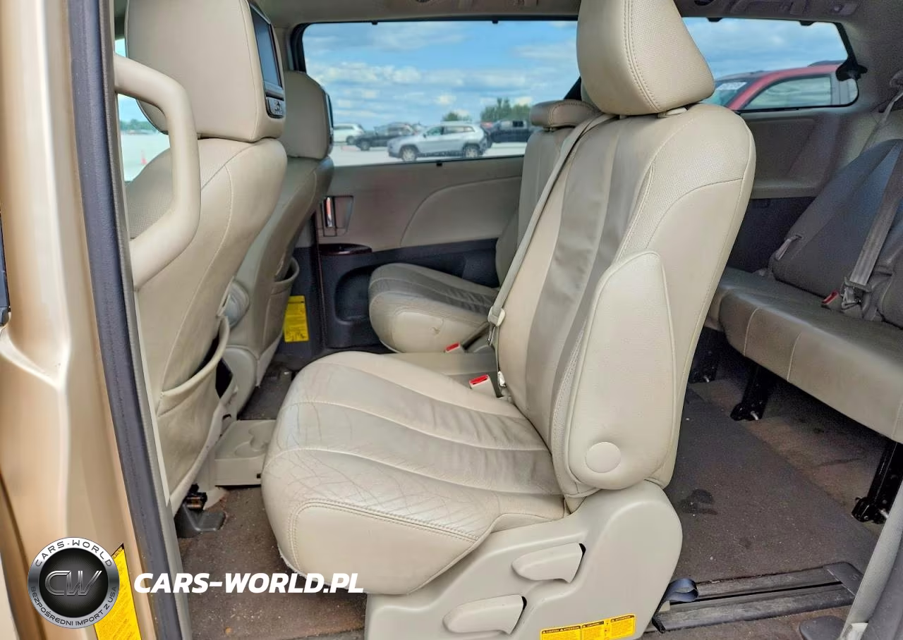 2013 Toyota Sienna Xle 8-Passenger VIN:5TDYK3DC0DS353053 - 11