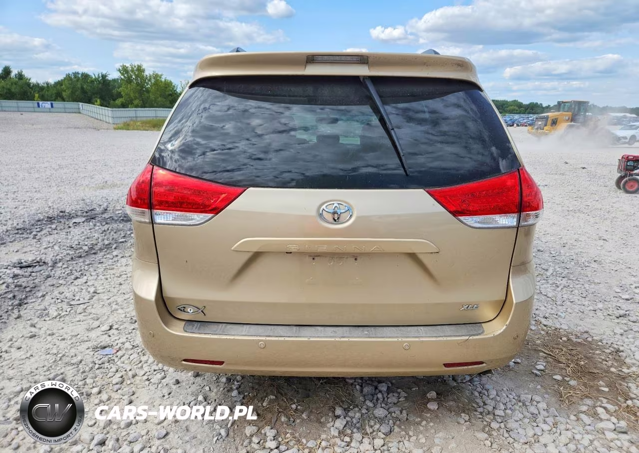 2013 Toyota Sienna Xle 8-Passenger VIN:5TDYK3DC0DS353053 - 6