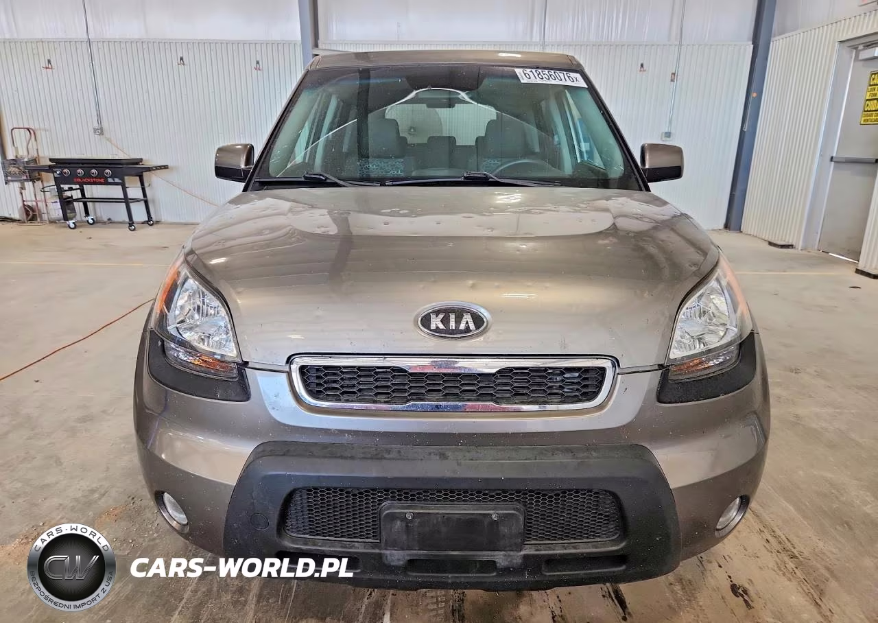 2010 Kia Soul + VIN:KNDJT2A29A7061735 - 5