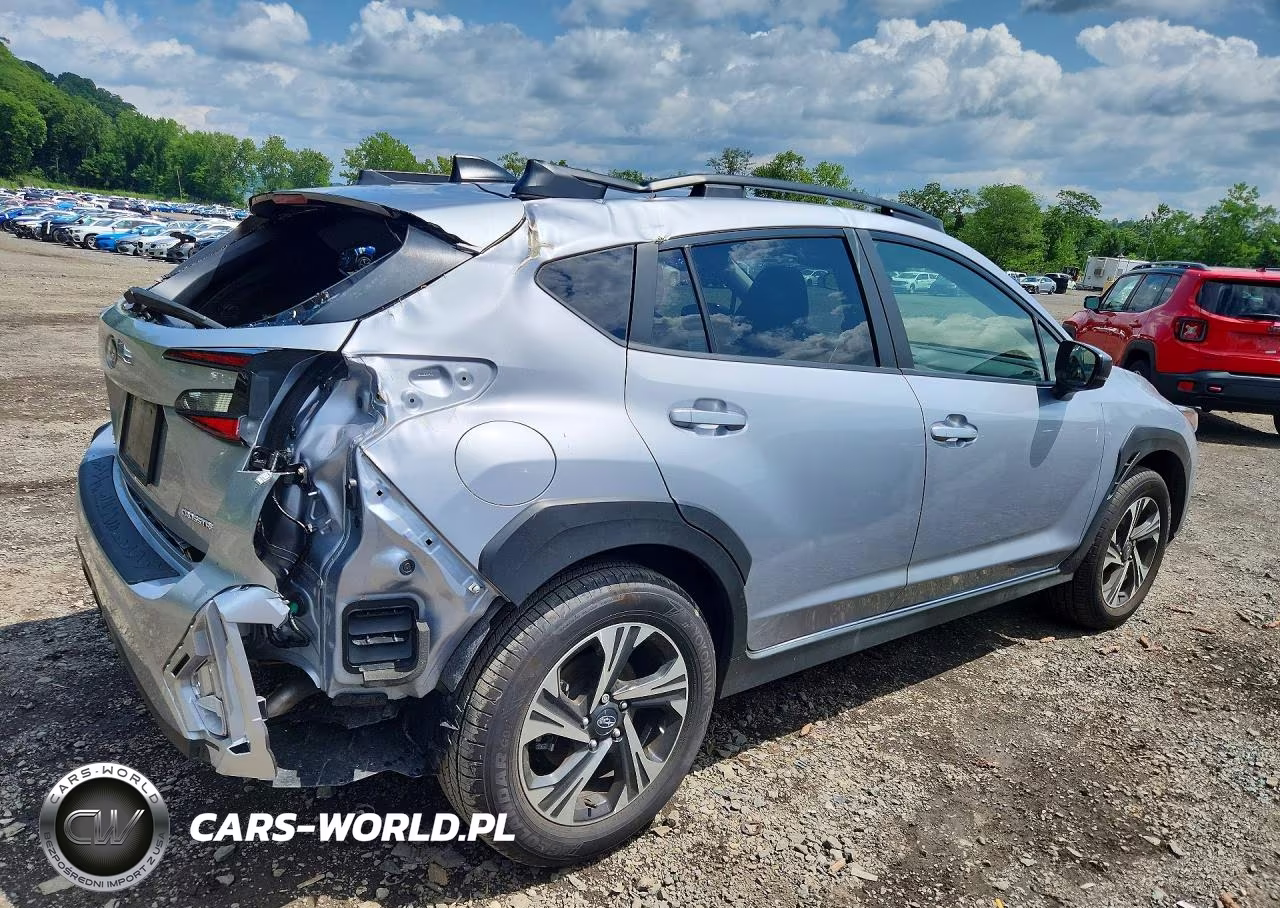 2025 Subaru Crosstrek Premium VIN:JF2GUHDC1S8309410 - 3