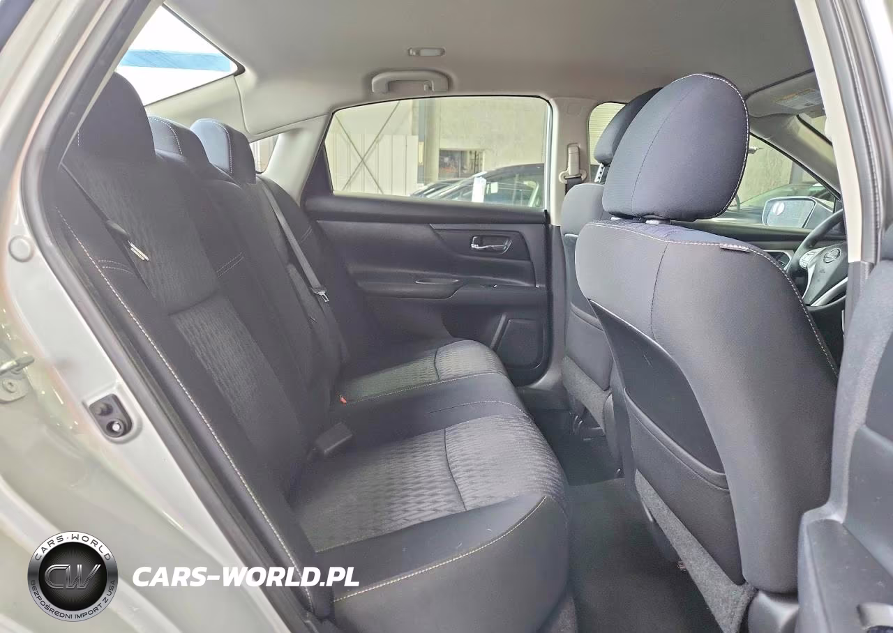 2017 Nissan Altima 2.5 S VIN:1N4AL3AP4HN341284 - 10