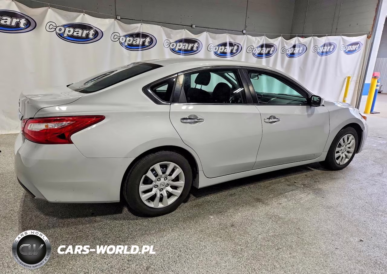 2017 Nissan Altima 2.5 S VIN:1N4AL3AP4HN341284 - 3