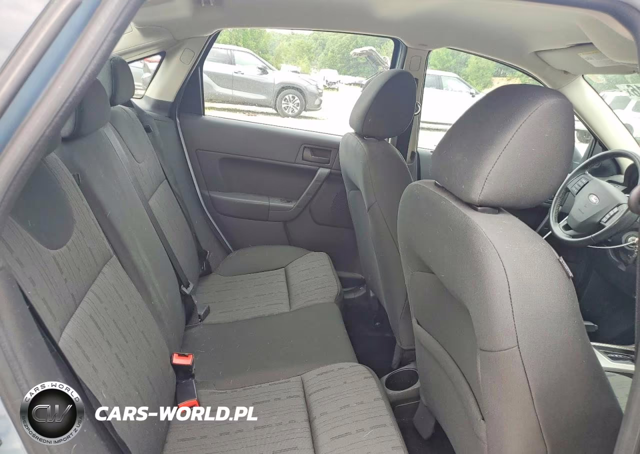 2009 Ford Focus Se VIN:1FAHP35N29W163043 - 10