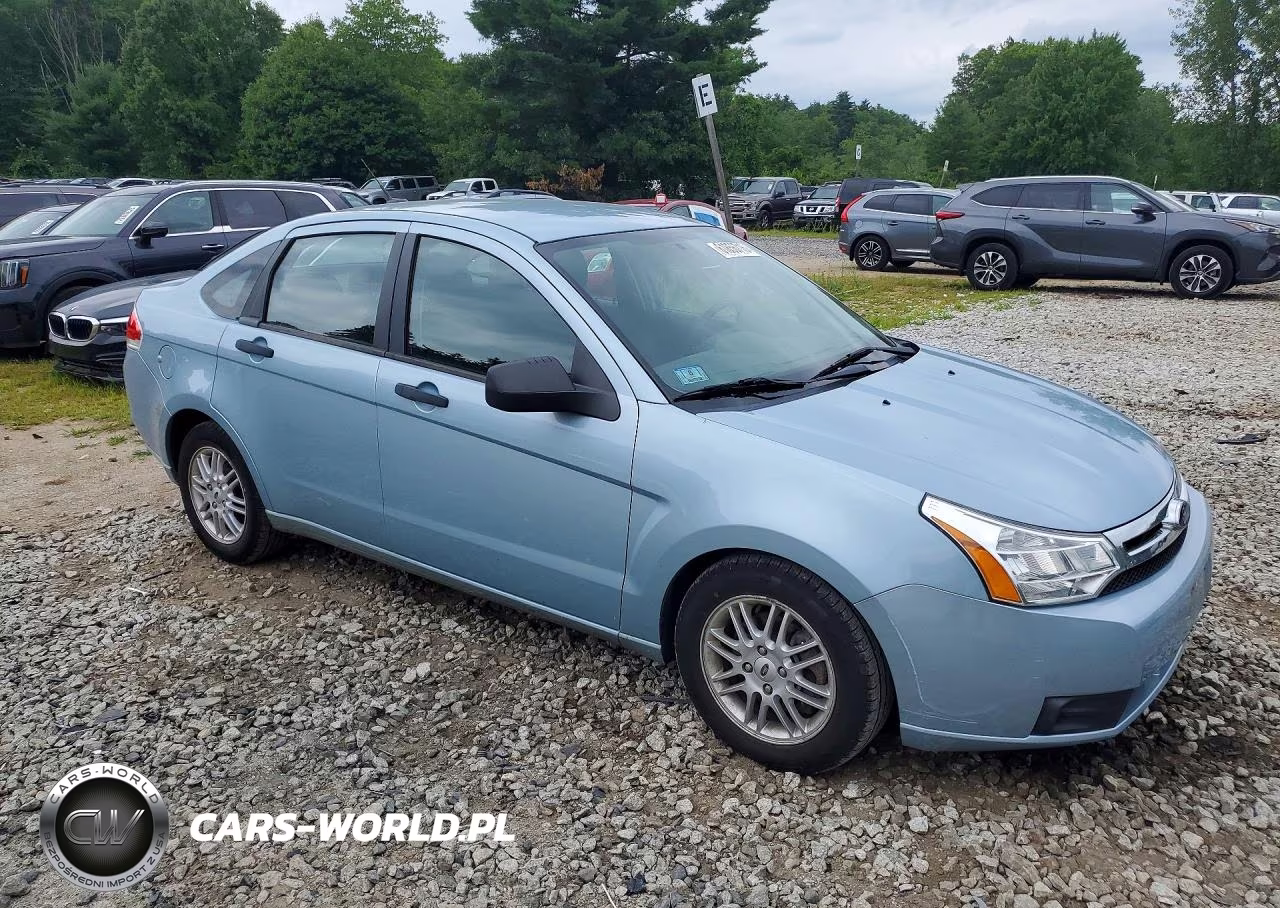 2009 Ford Focus Se VIN:1FAHP35N29W163043 - 4