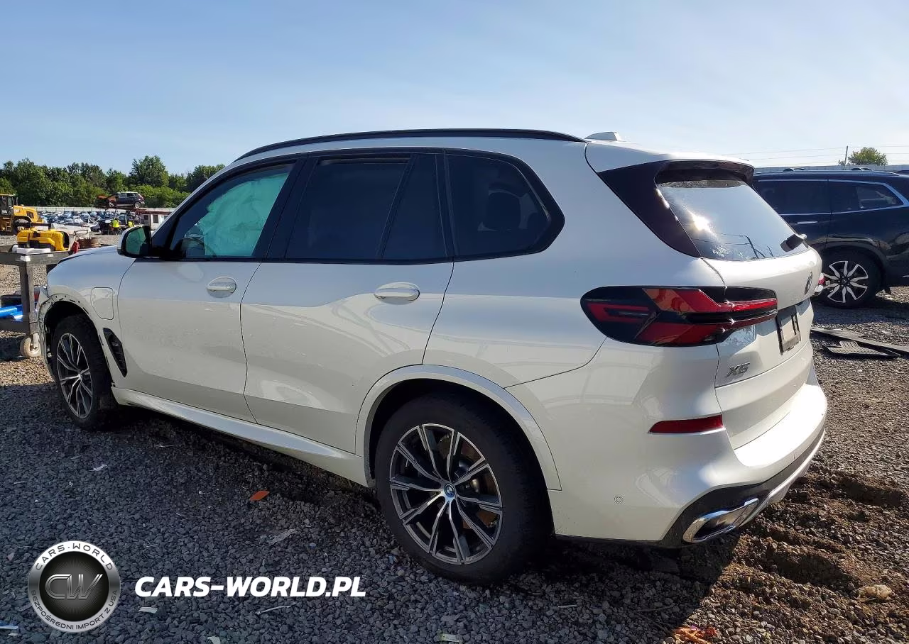 2024 BMW X5 xDrive50E VIN:5UX43EU05R9V29323 - 2