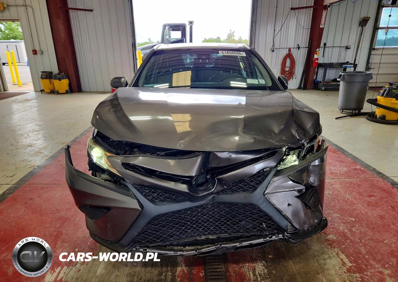 2018 Toyota Camry Se VIN:4T1B11HK7JU134785 - 5