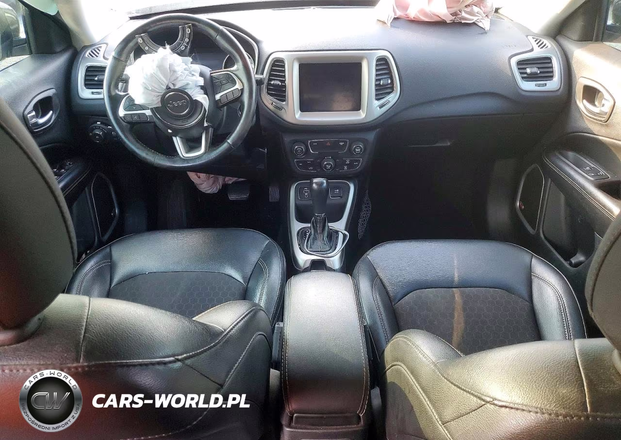 2019 Jeep Compass Latitude VIN:3C4NJCBB7KT750441 - 8