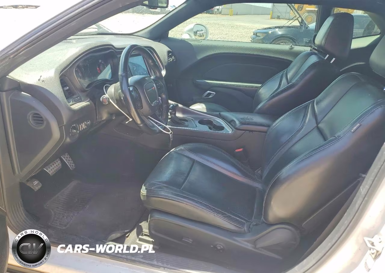 2018 Dodge Challenger Sxt VIN:2C3CDZAGXJH204906 - 7