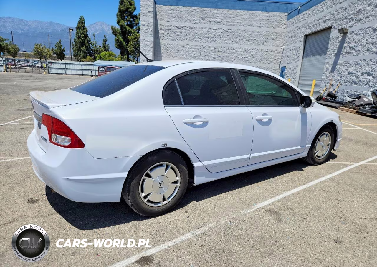 2011 Honda Civic Hybrid VIN:JHMFA3F20BS000412 - 3