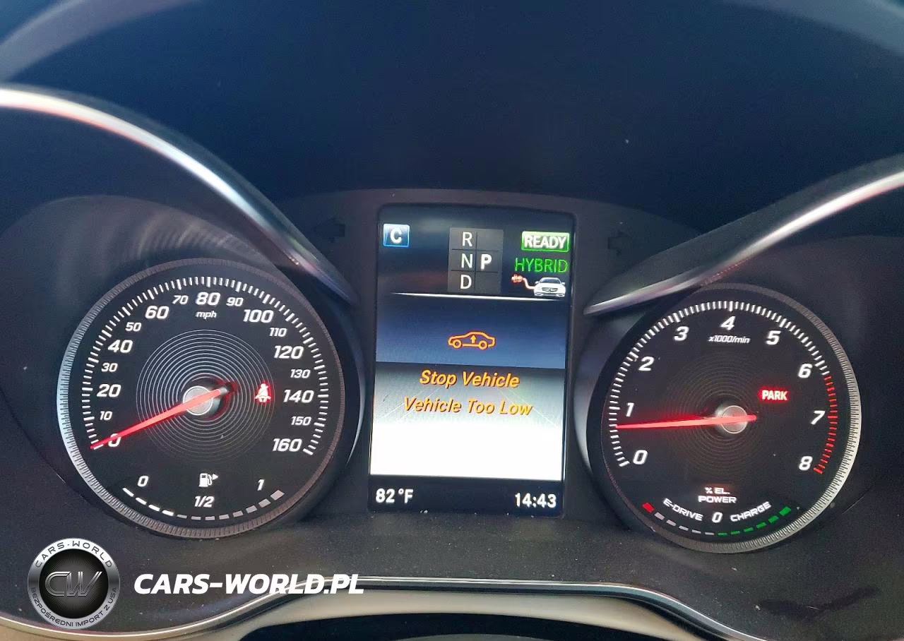 2017 Mercedes-Benz C 350E VIN:55SWF4HB0HU223284 - 9