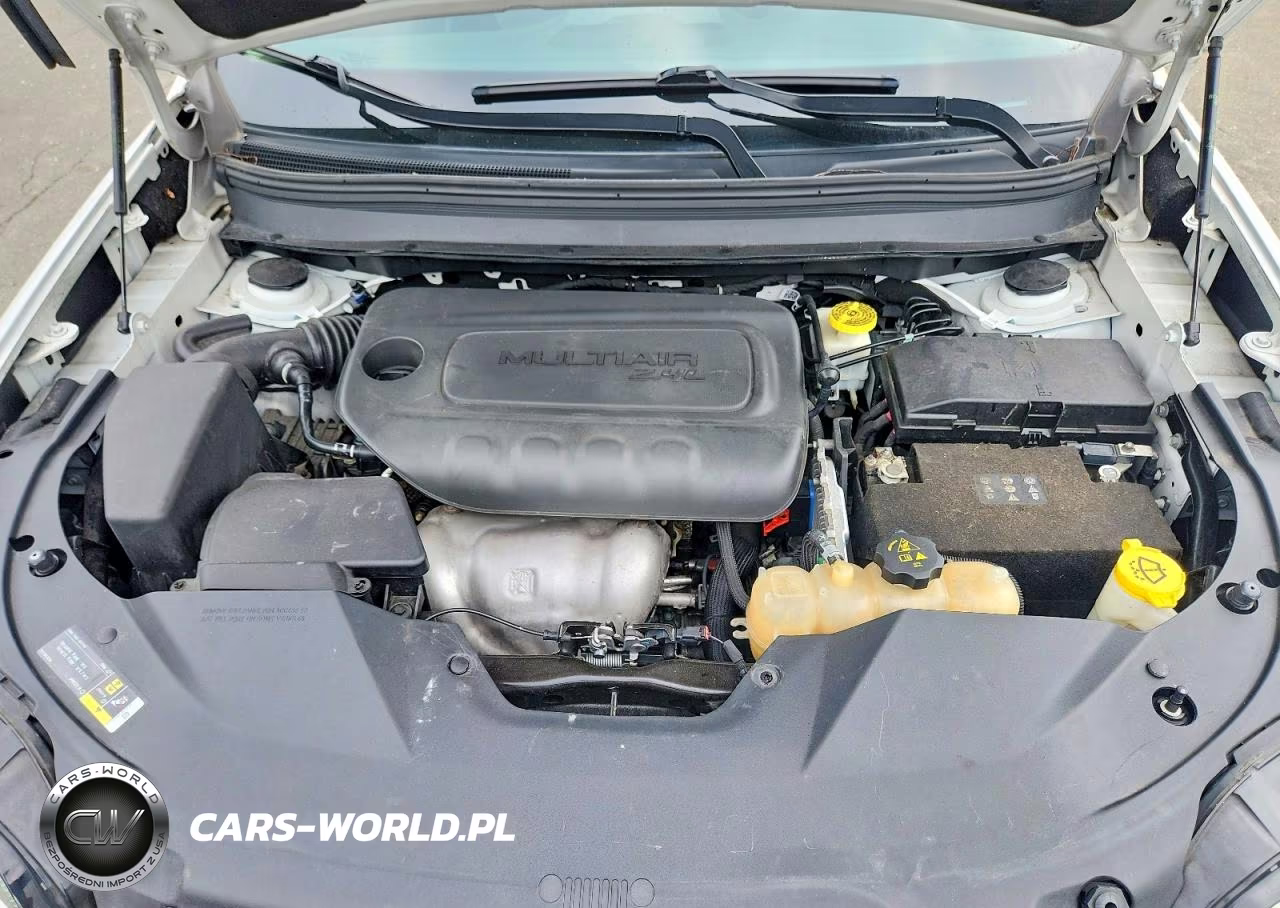2019 Jeep Cherokee Latitude Plus VIN:1C4PJMLB4KD398681 - 12
