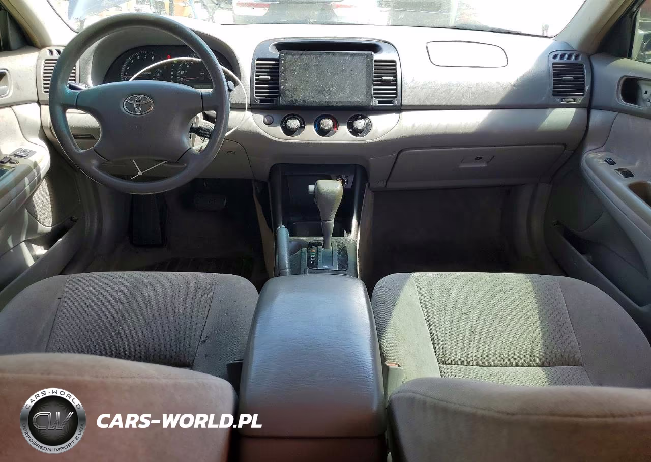 2002 Toyota Camry Le VIN:4T1BE32K22U099146 - 8