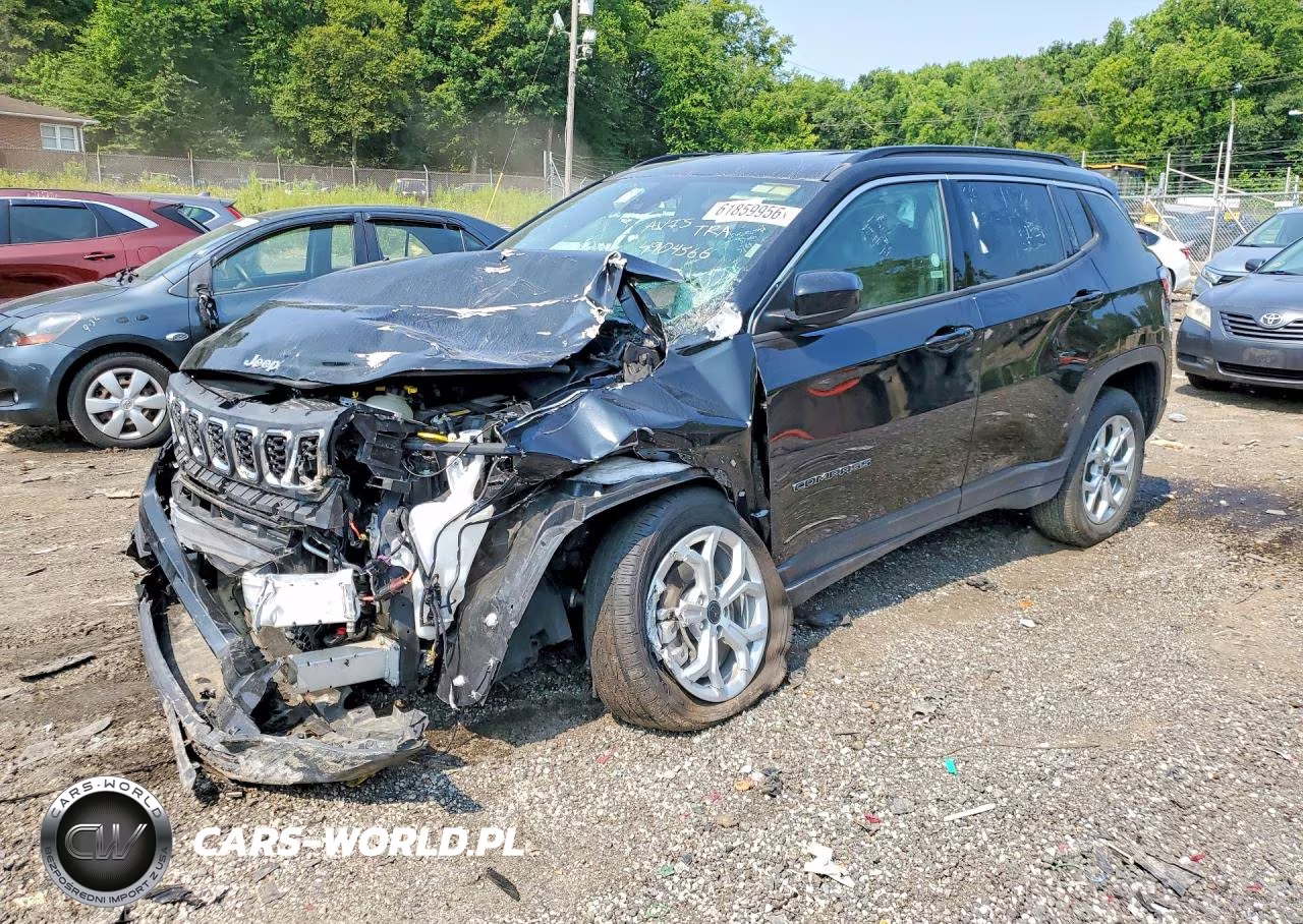 2025 Jeep Compass Latitude – zdjęcie 1 z 13