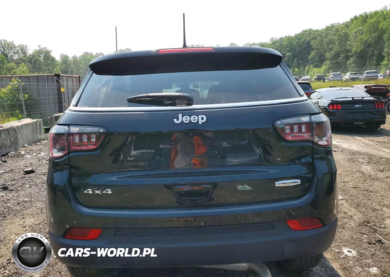 2025 Jeep Compass Latitude VIN:3C4NJDBN3ST617353 - 6