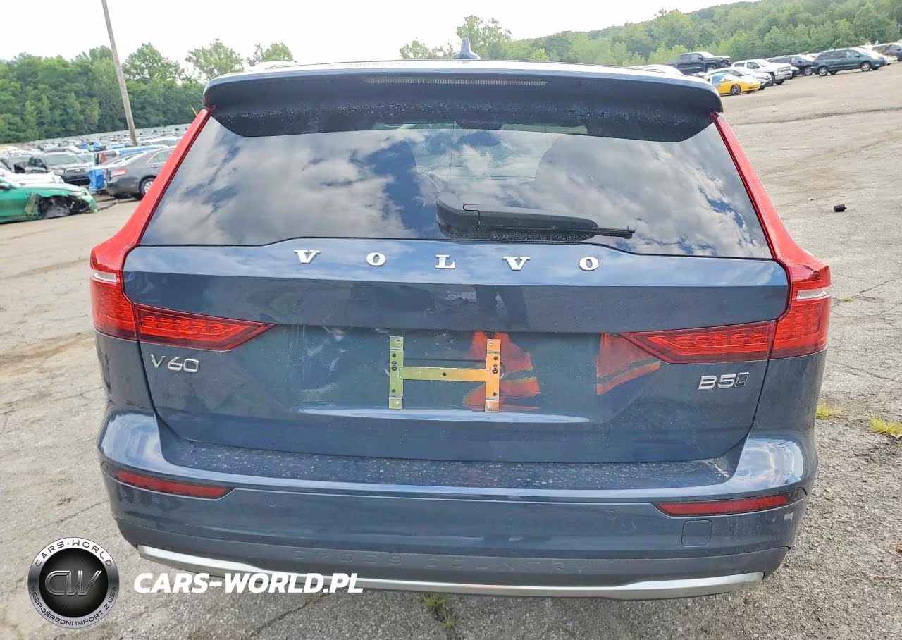 2025 Volvo V60 Cross Country Plus VIN:YV4L12WKXS2147977 - 6