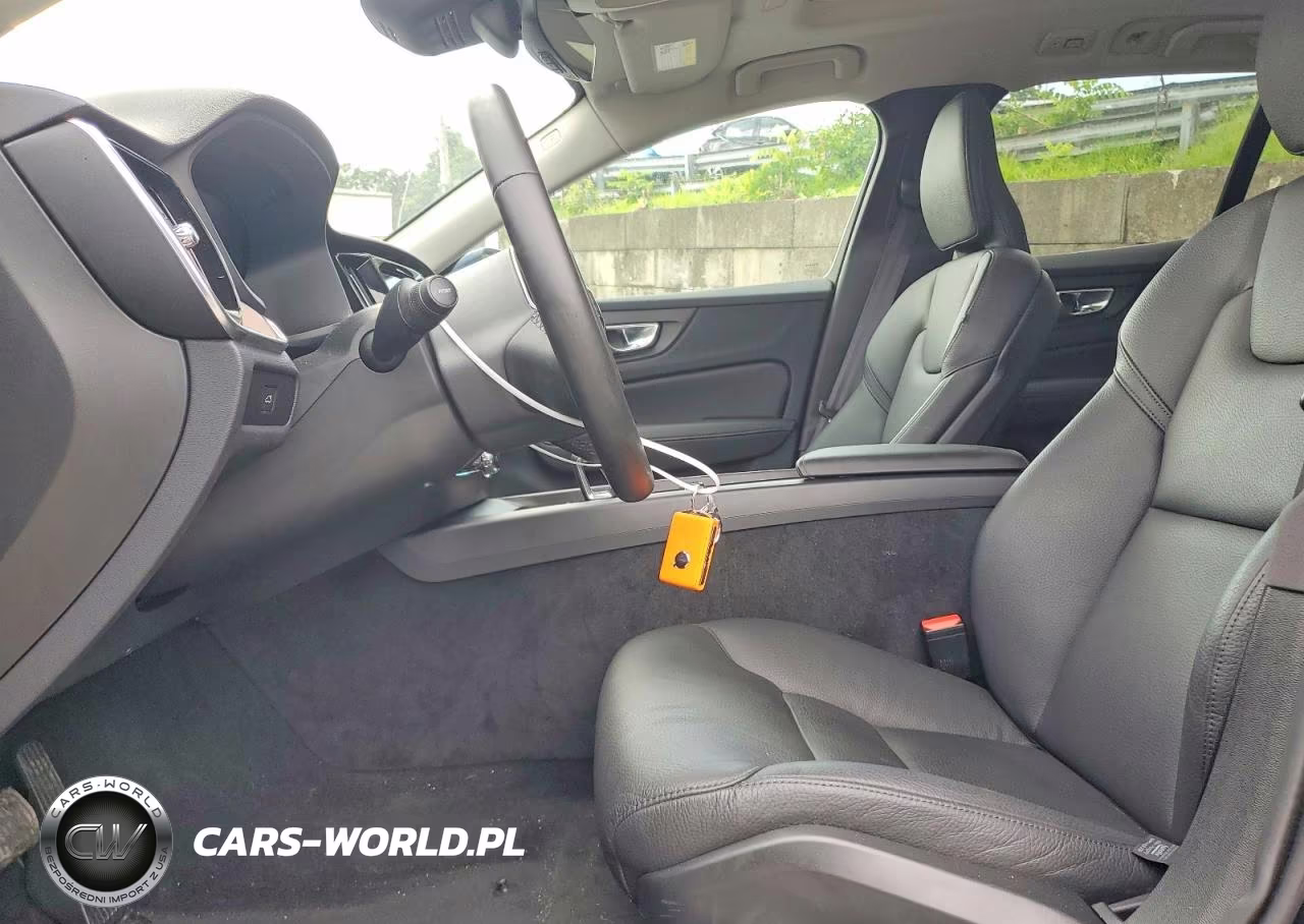 2025 Volvo V60 Cross Country Plus VIN:YV4L12WKXS2147977 - 7