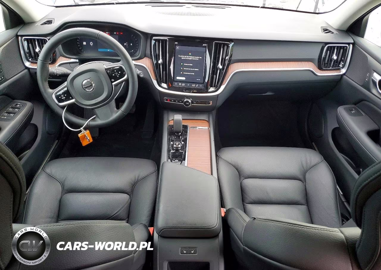 2025 Volvo V60 Cross Country Plus VIN:YV4L12WKXS2147977 - 8