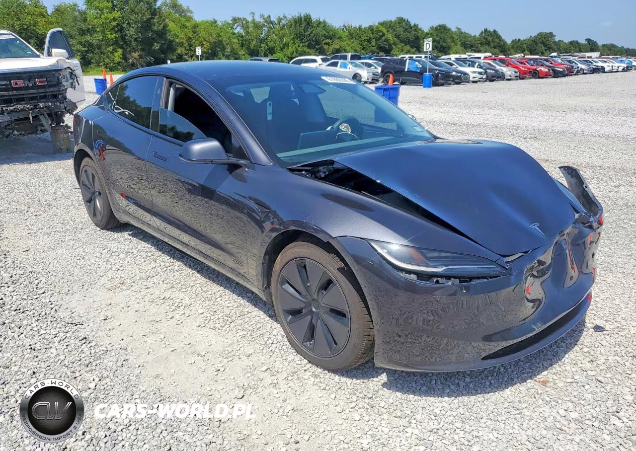2024 Tesla Model 3 VIN:5YJ3E1EB0RF796424 - 4