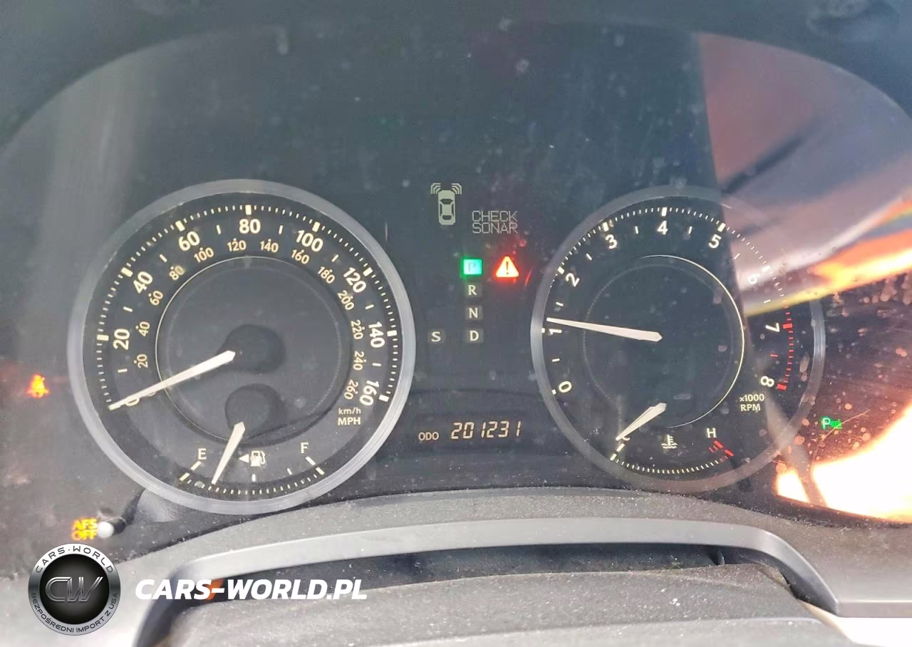 2010 Lexus Is 250C Base VIN:JTHFF2C26A2509385 - 9