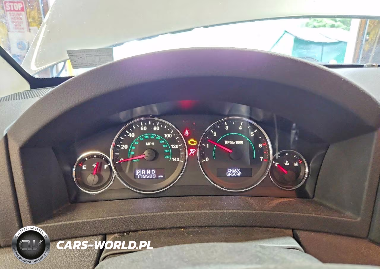 2008 Jeep Grand Cherokee Laredo VIN:1J8GR48K08C247507 - 9