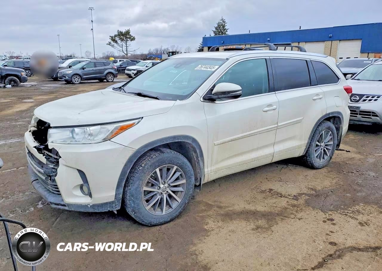 2018 Toyota Highlander Se