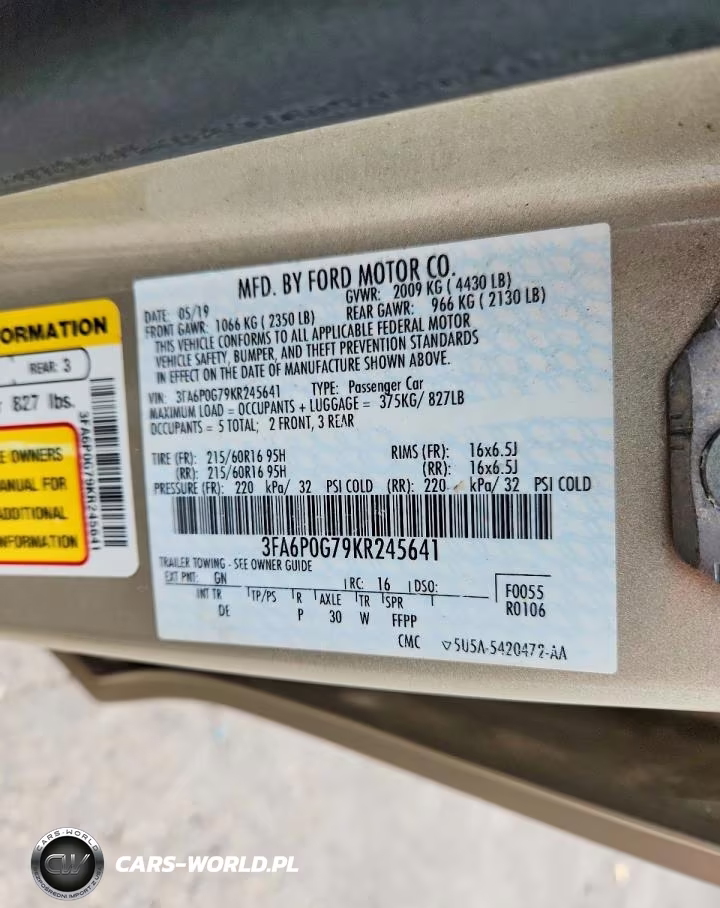 2019 Ford Fusion S VIN:3FA6P0G79KR245641 - 12