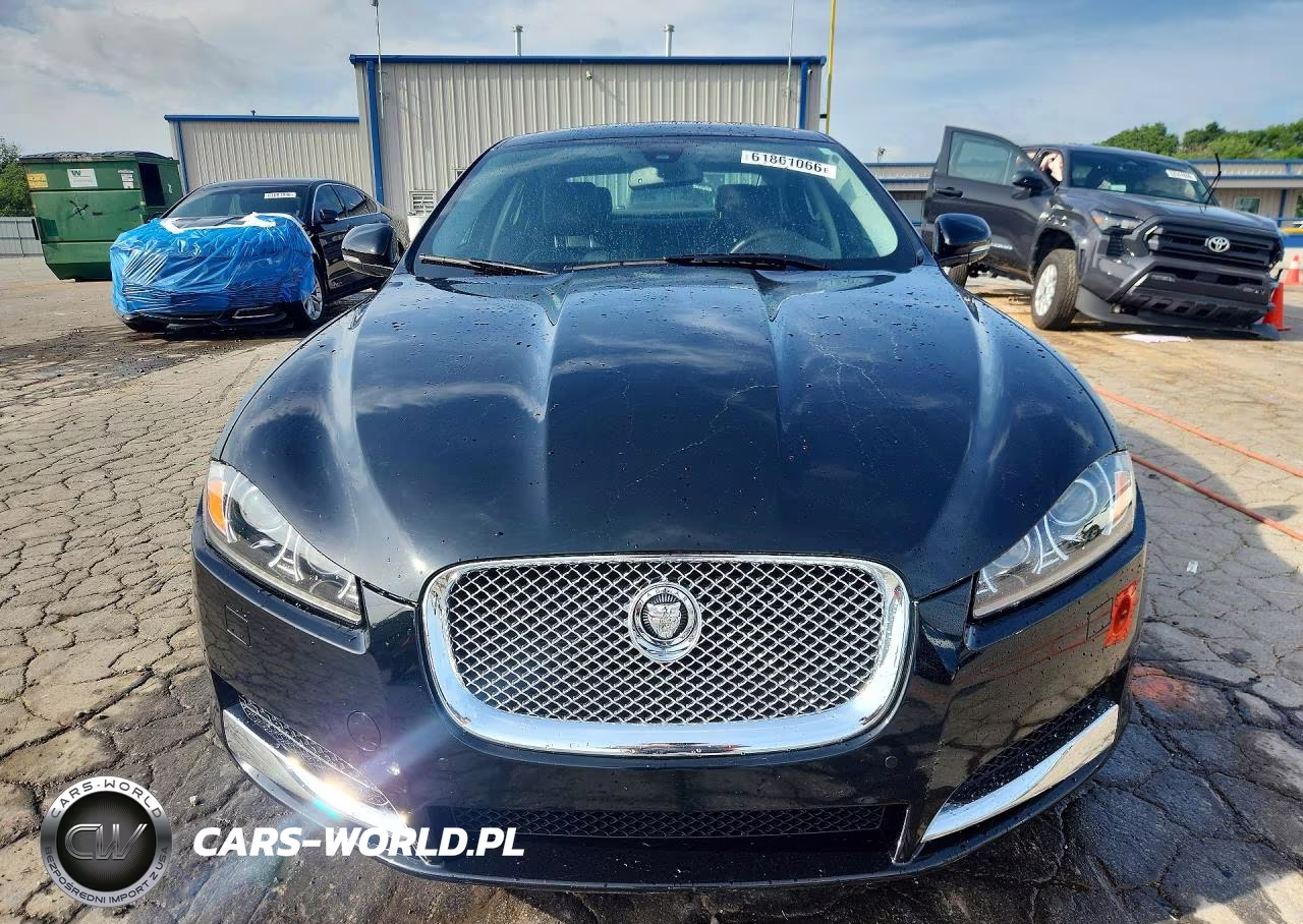2012 Jaguar Xf VIN:SAJWA0FB4CLS42102 - 5