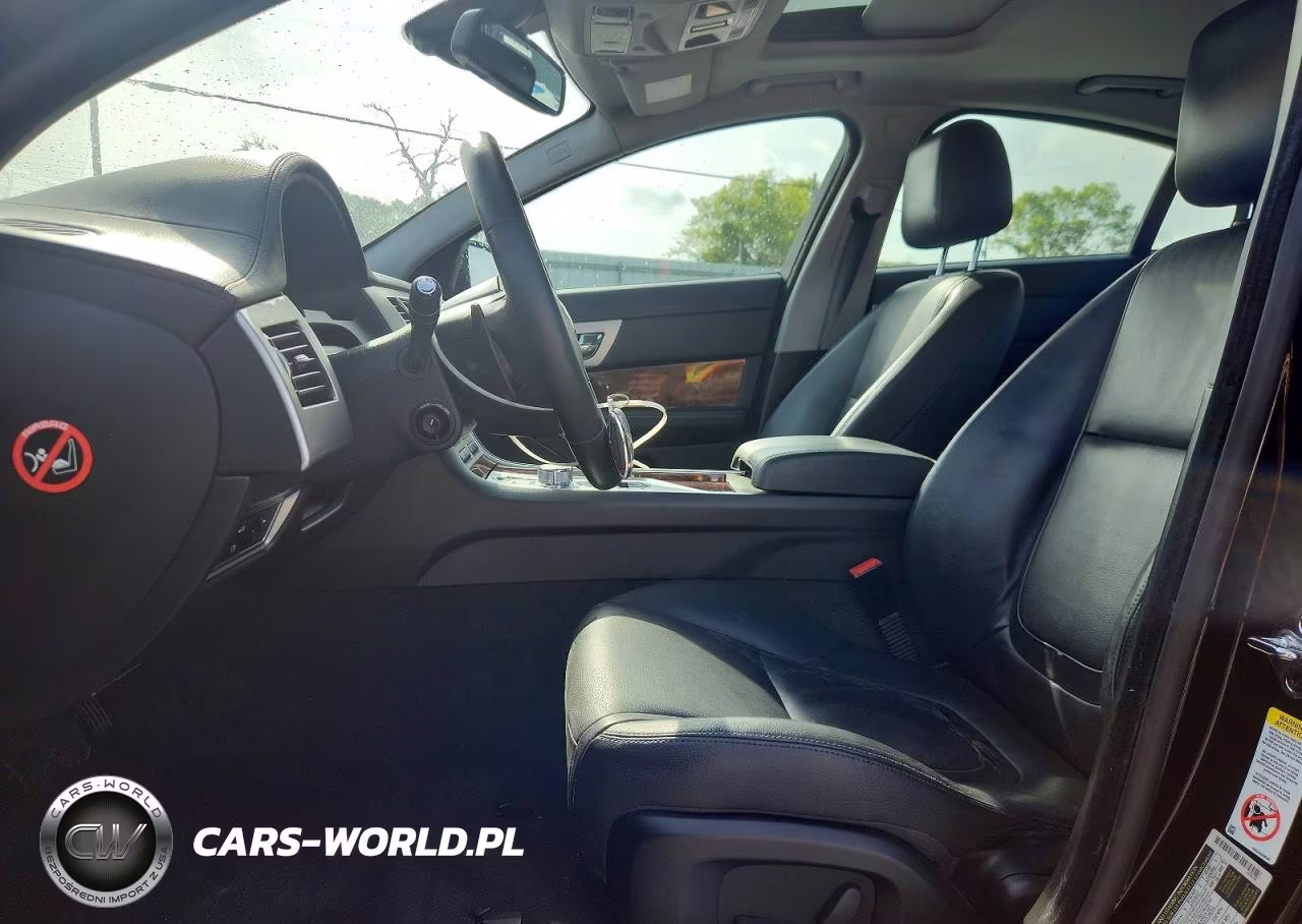 2012 Jaguar Xf VIN:SAJWA0FB4CLS42102 - 7