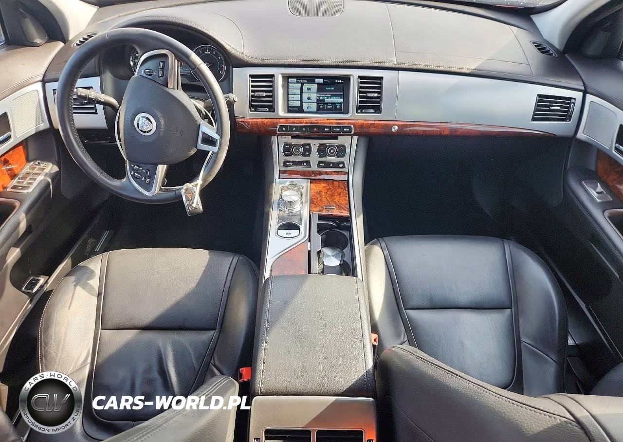 2012 Jaguar Xf VIN:SAJWA0FB4CLS42102 - 8