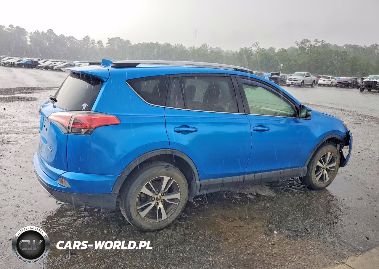 2017 Toyota Rav4 Xle VIN:JTMWFREV8HJ707788 - 3