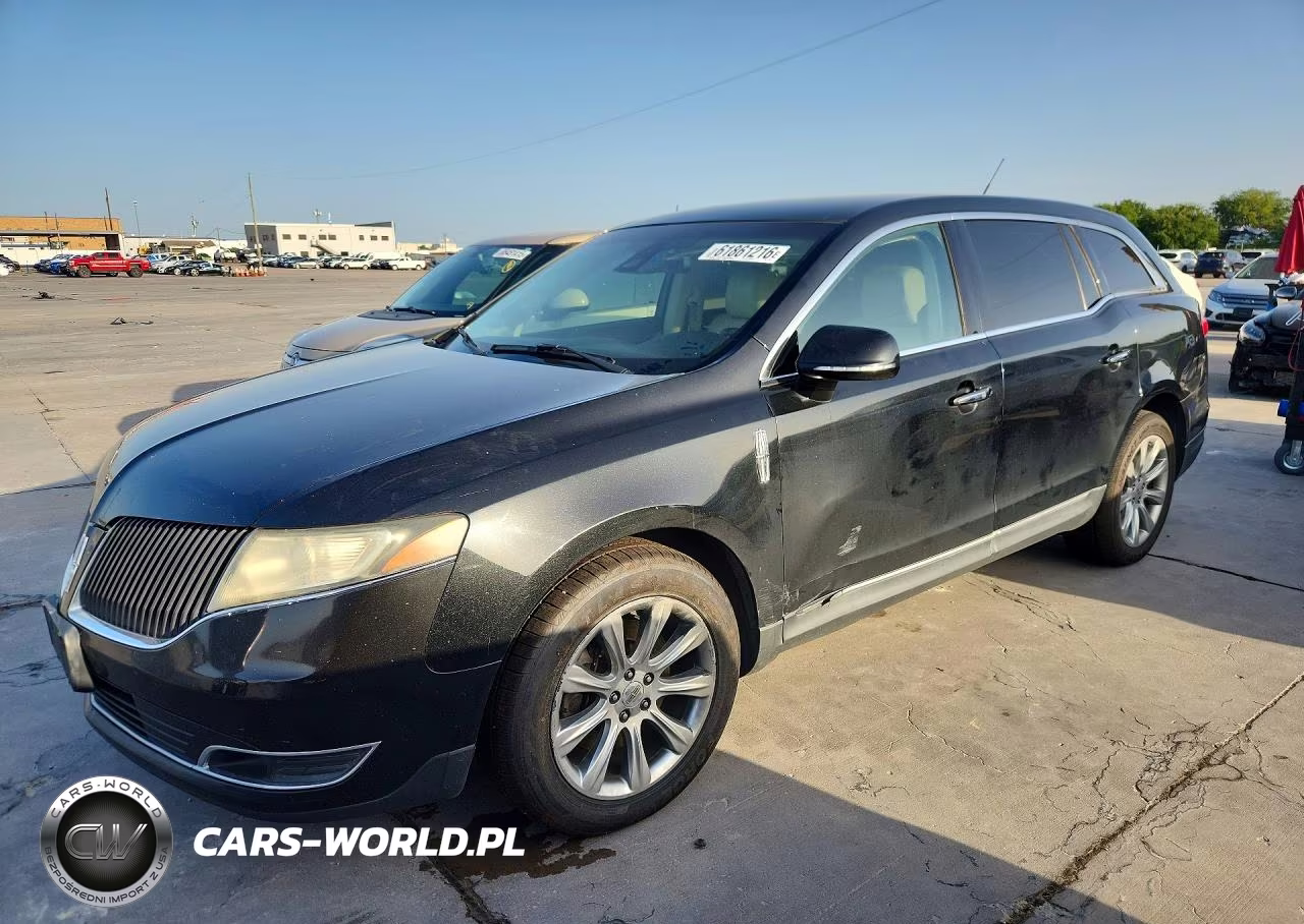 2013 Lincoln Mkt – zdjęcie 1 z 13