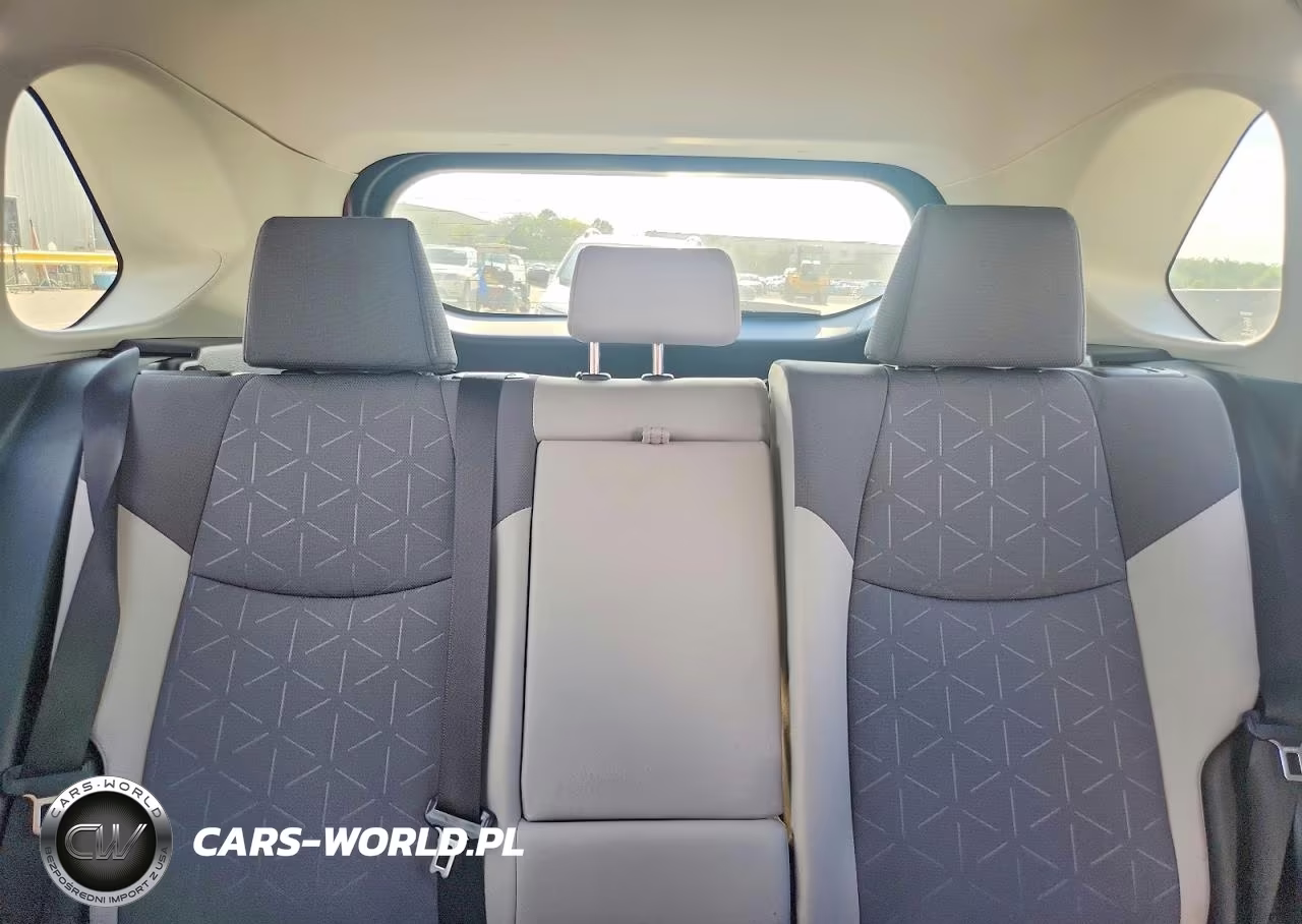 2023 Toyota Rav4 Hybrid Xle VIN:JTMRWRFV4PD197898 - 10