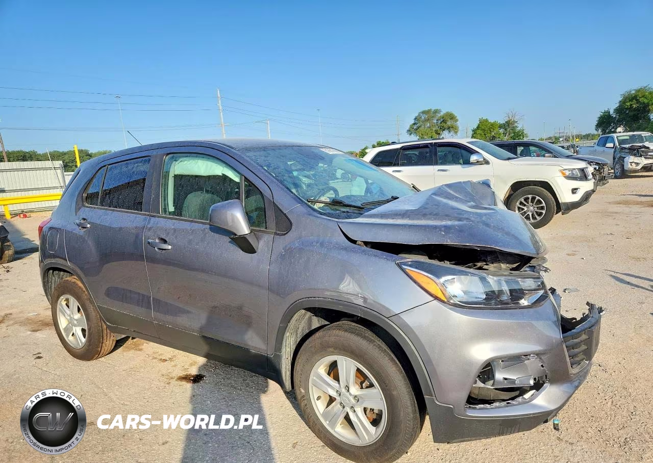 2020 Chevrolet Trax Awd Ls VIN:3GNCJNSB1LL271976 - 4