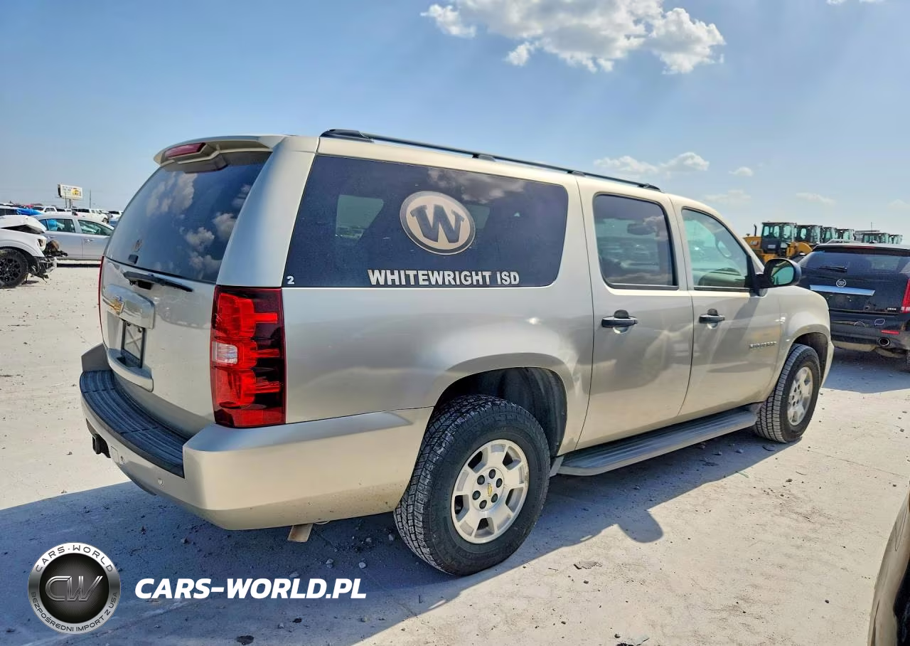 2014 Chevrolet Suburban C1500 VIN:1GNSC5E03ER192675 - 3