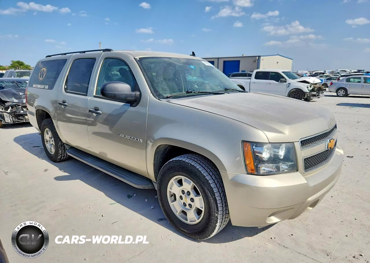 2014 Chevrolet Suburban C1500 VIN:1GNSC5E03ER192675 - 4