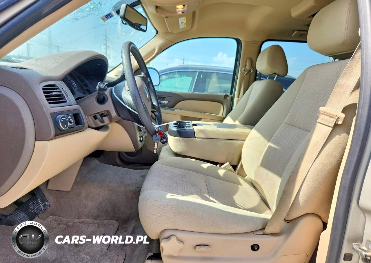 2014 Chevrolet Suburban C1500 VIN:1GNSC5E03ER192675 - 7