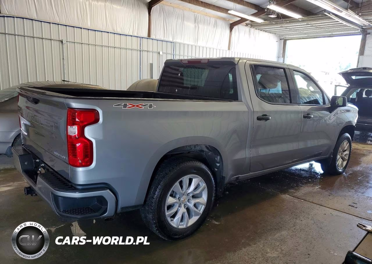 2025 Chevrolet Silverado K1500 Custom VIN:1GCPKBEK7SZ337956 - 3