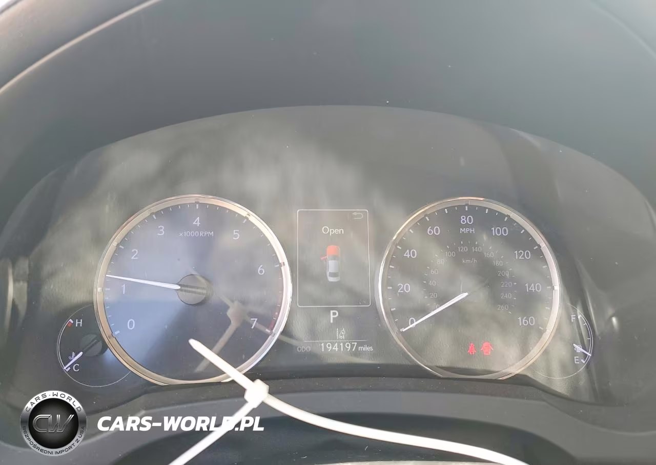 2017 Lexus Is 200T VIN:JTHBA1D20H5052166 - 9