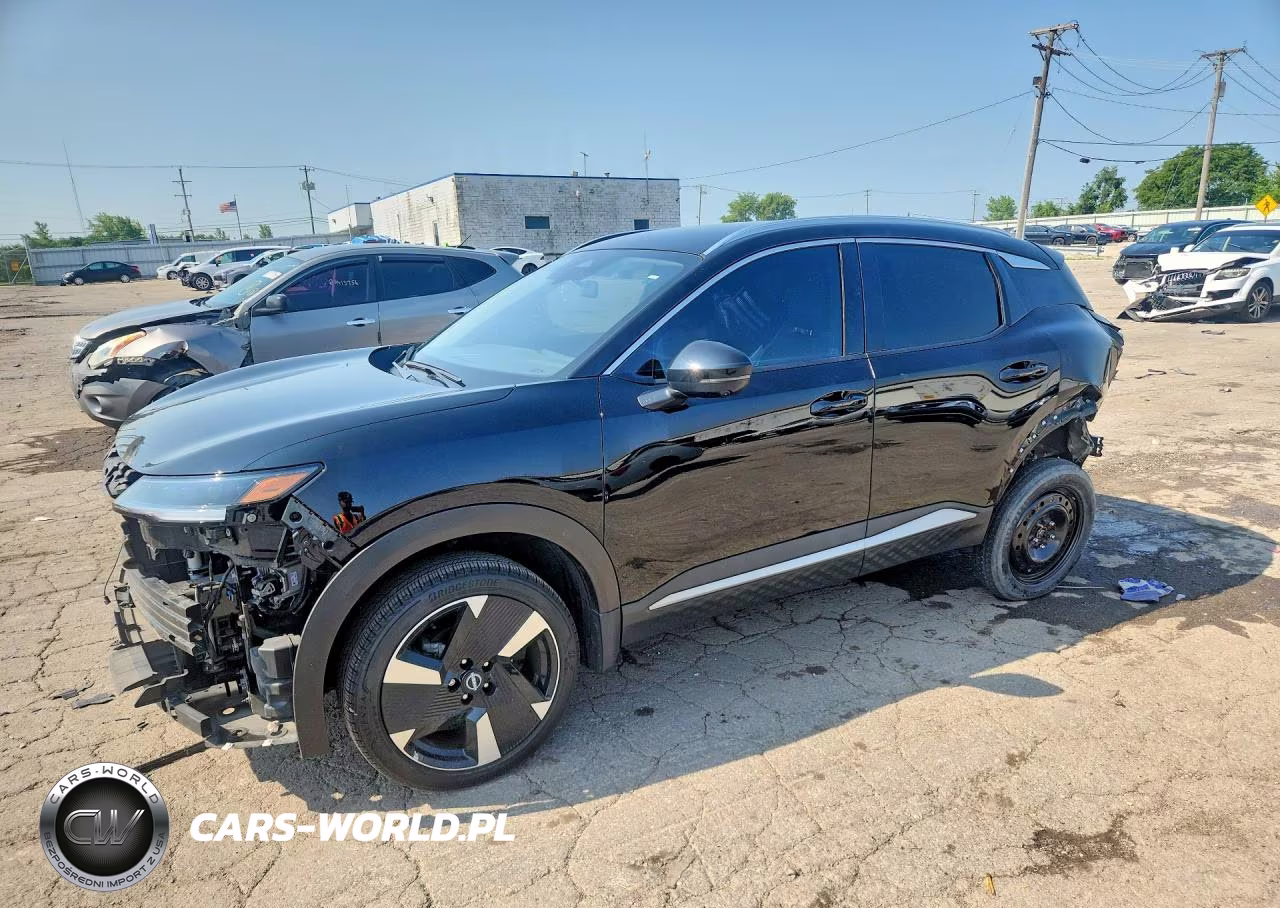 2025 Nissan Kicks Sr – zdjęcie 1 z 14