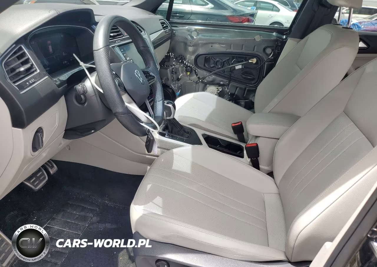 2024 Volkswagen Tiguan Se R-Line Black VIN:3VVCB7AXXRM009103 - 7