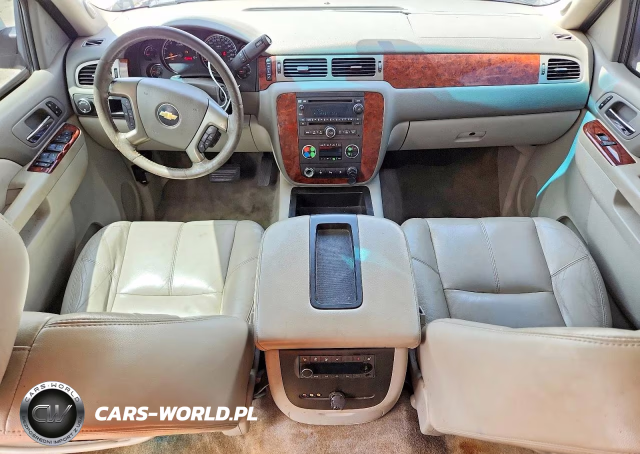 2011 Chevrolet Suburban C1500 Lt VIN:1GNSCJE01BR327382 - 8